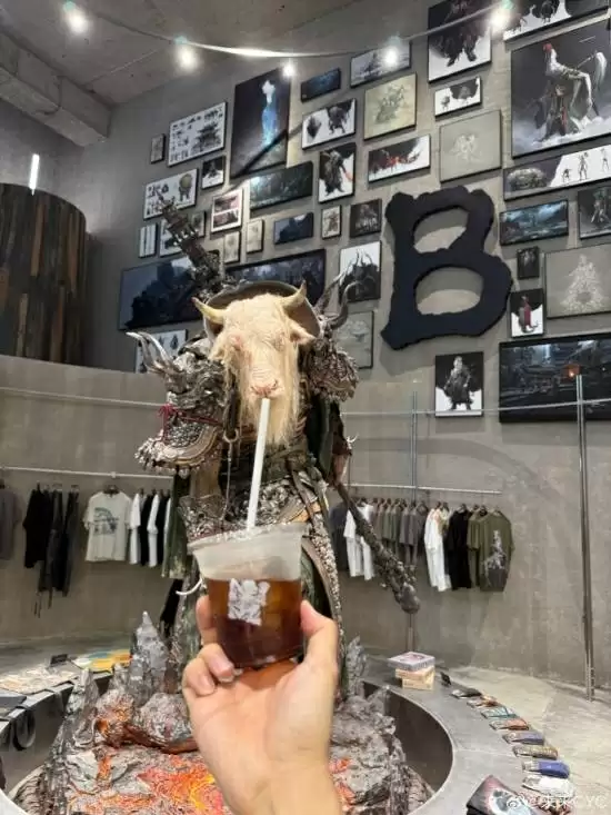 黑神话主理人回应钟馗雕像腿短不穿鞋！霸气新照释出