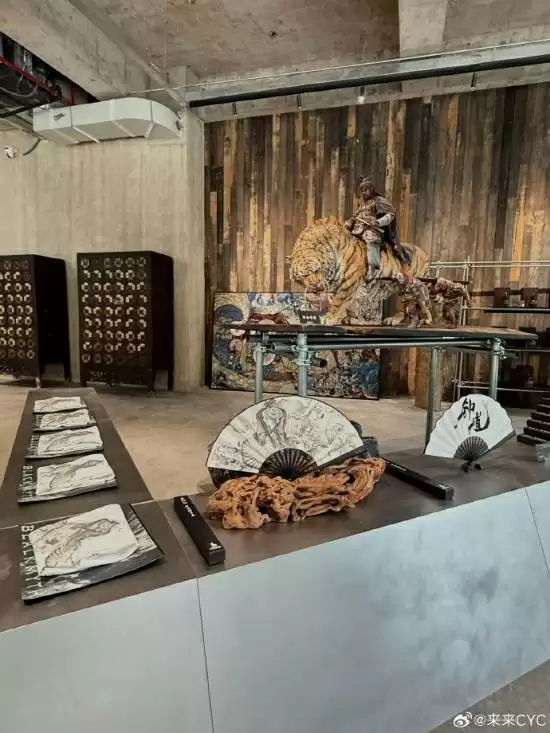 黑神话主理人回应钟馗雕像腿短不穿鞋！霸气新照释出