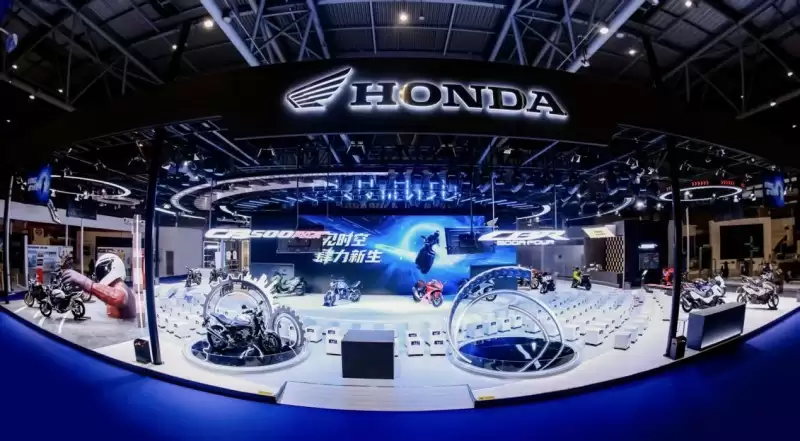 Honda摩博会展台