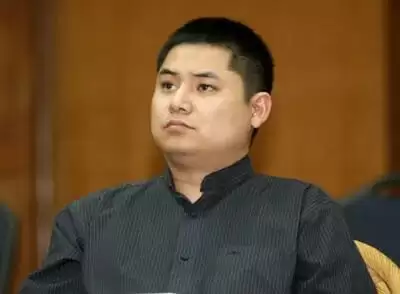 王健