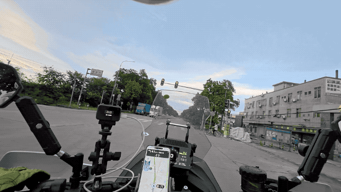 9月22日.2025-09-23 00_43_51.webp