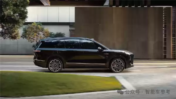 蔚来ES8起售不到30万影响品牌形象吗 蔚来:BBA主销也是20万级