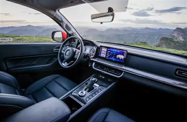 长城V6火炮内饰