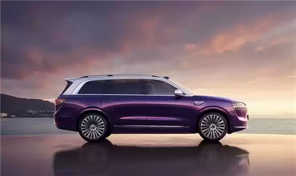 华为问界M9推银镜紫新色及四座尊享版