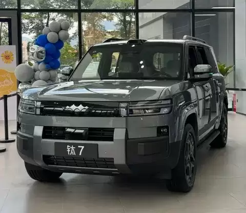 零跑小米问界周销破万，新势力销量榜竞争白热化