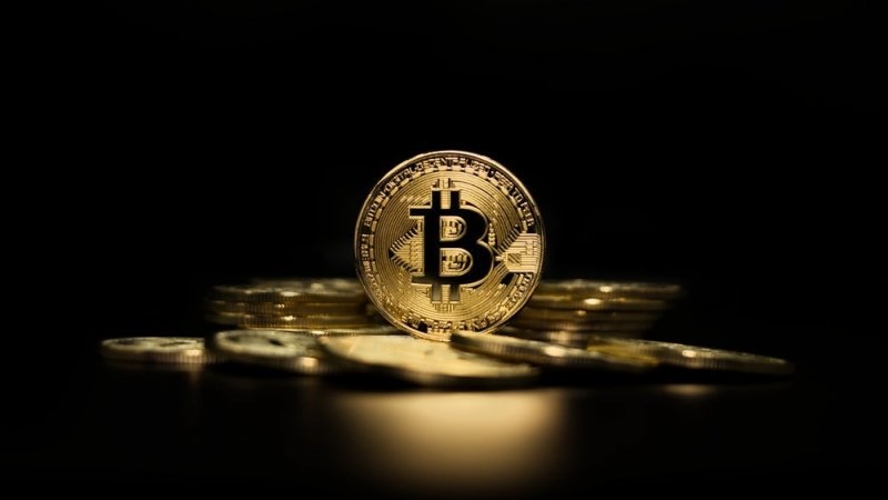 比特币期货是什么？2025比特币期货操作指南 - 菜鸟下载