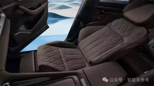 智能油车新卷王！10万预算闭眼选 高速NOA已标配 这很吉利