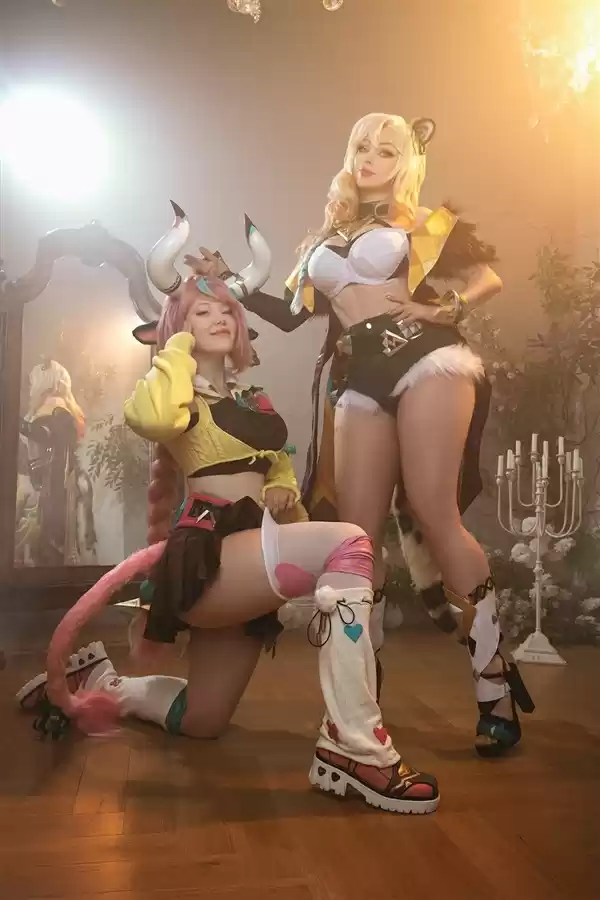 国外美女Cos《上古卷轴》女猎手艾拉