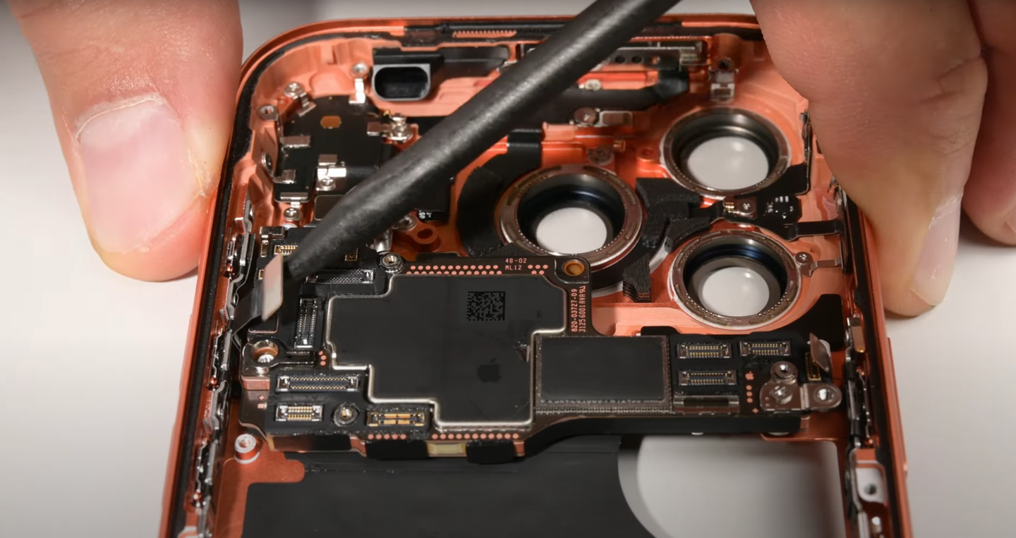 iFixit