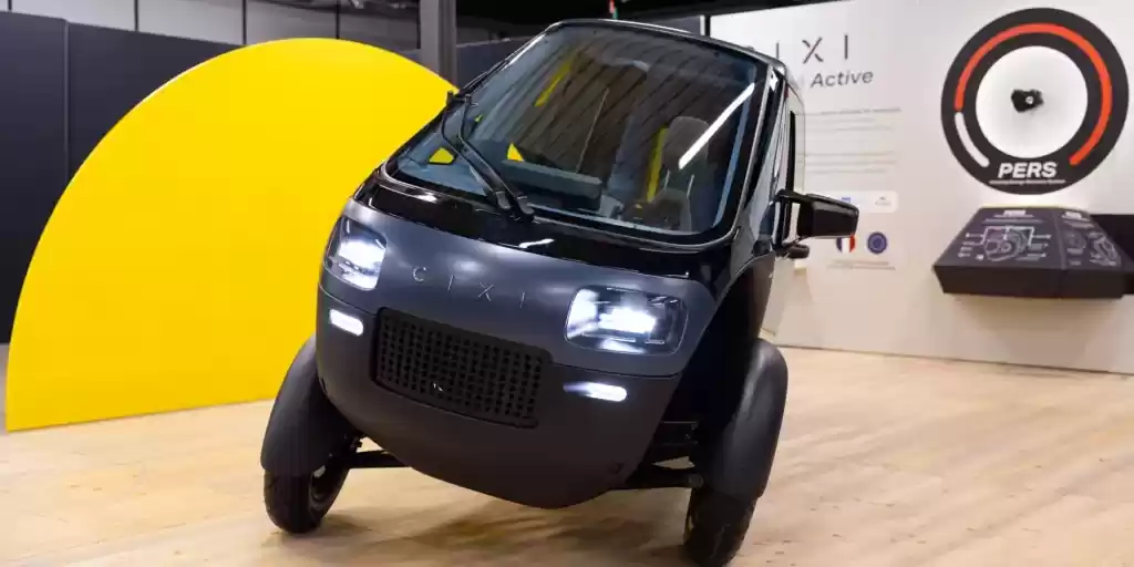 法国公司推出可脚蹬电动三轮车