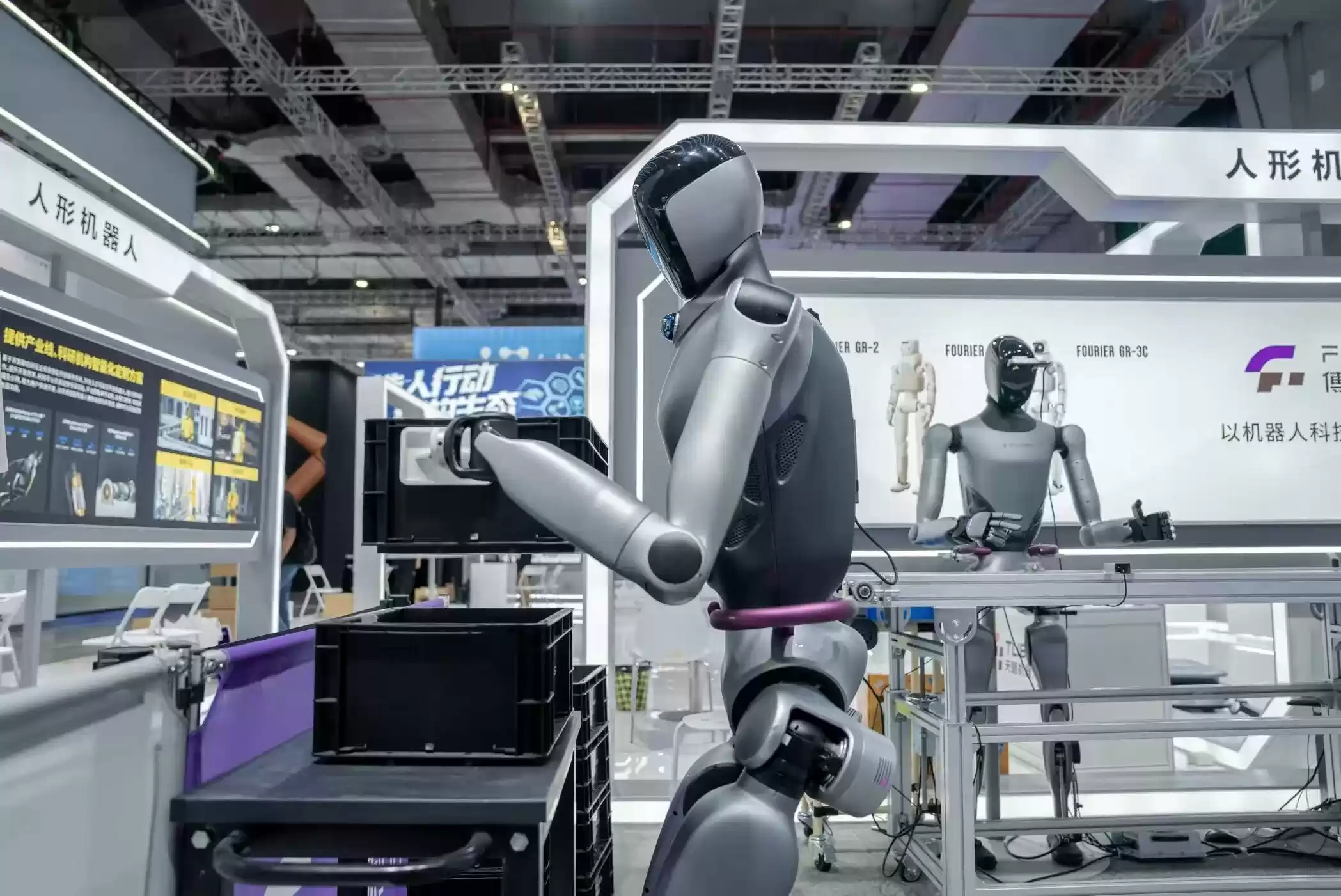 傅利叶第三代人形机器人