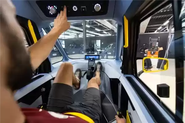 目标车速120km/h！法国推出脚蹬电动三轮车：能上高速