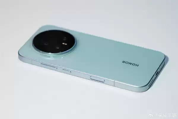 首批第五代骁龙8至尊版