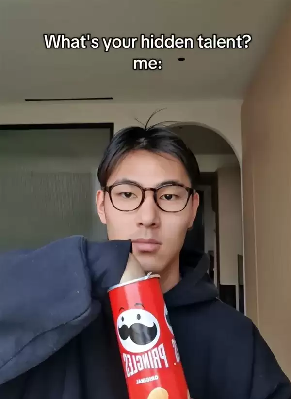 男子天生缺少拇指