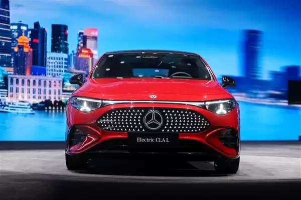 全新奔驰CLA纯电版