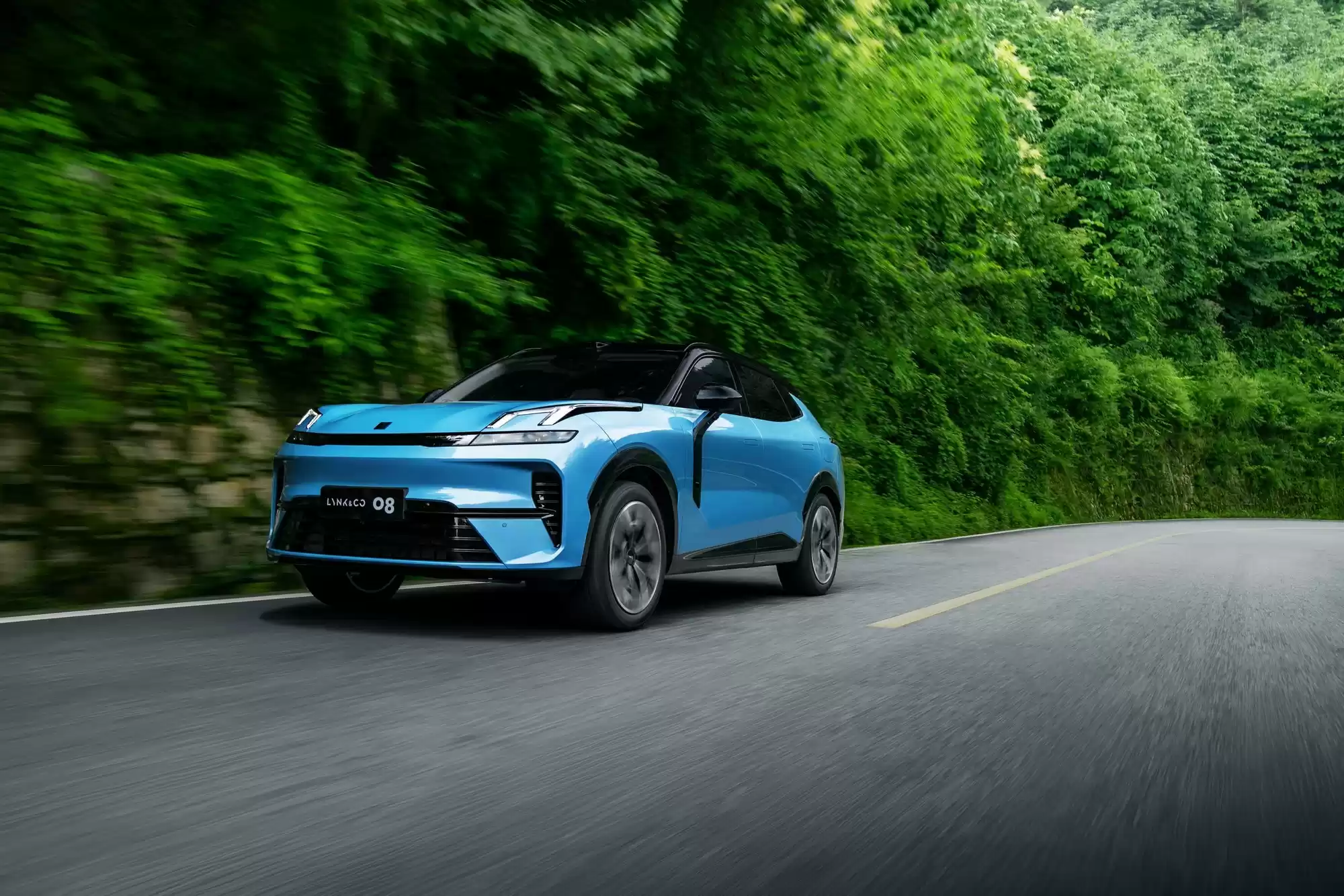 领克08 EM-P智能驾驶