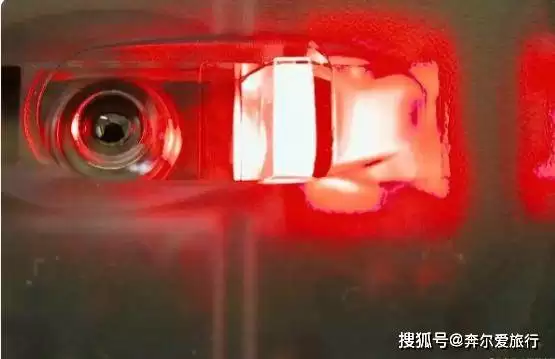 交通新规发布会现场