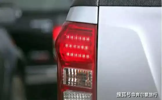 车辆应急灯警示标示