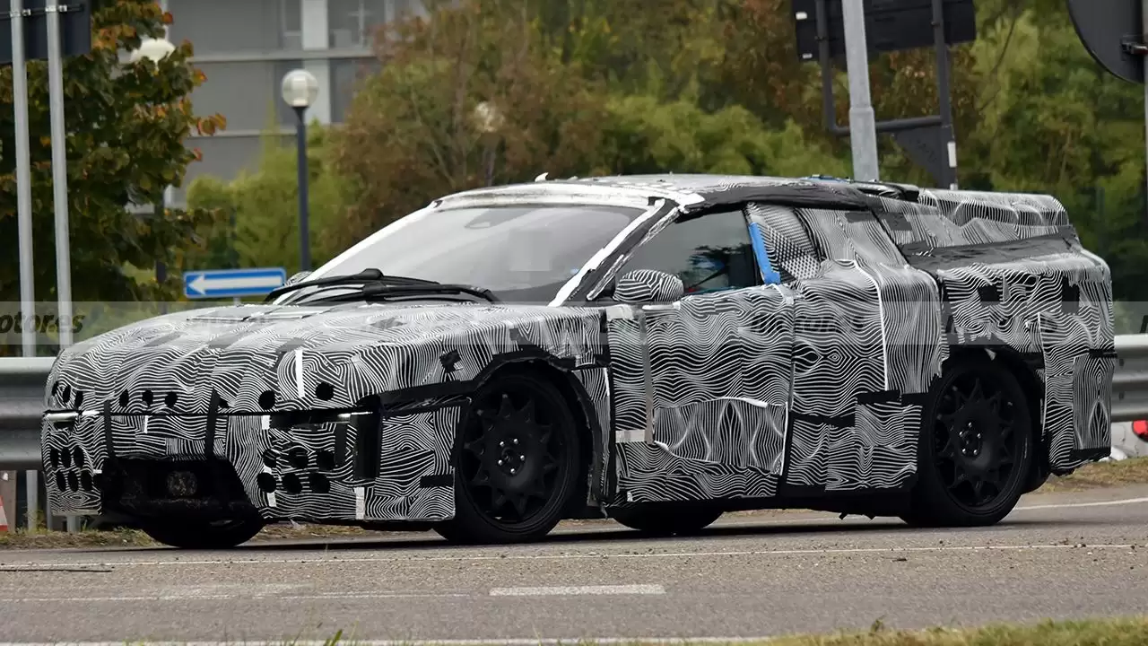 法拉利首台电动车Elletrica谍照曝光，2028年发布，售价或达420万元