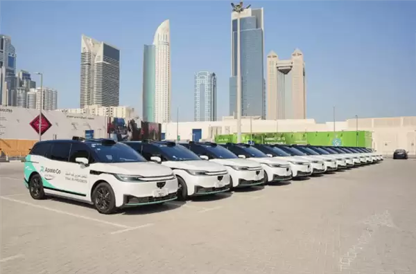 萝卜快跑迪拜试运营