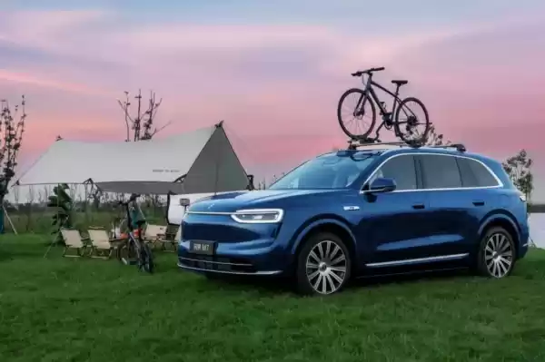 新问界M7上市爆了：余承东给友商依然留了活动空间