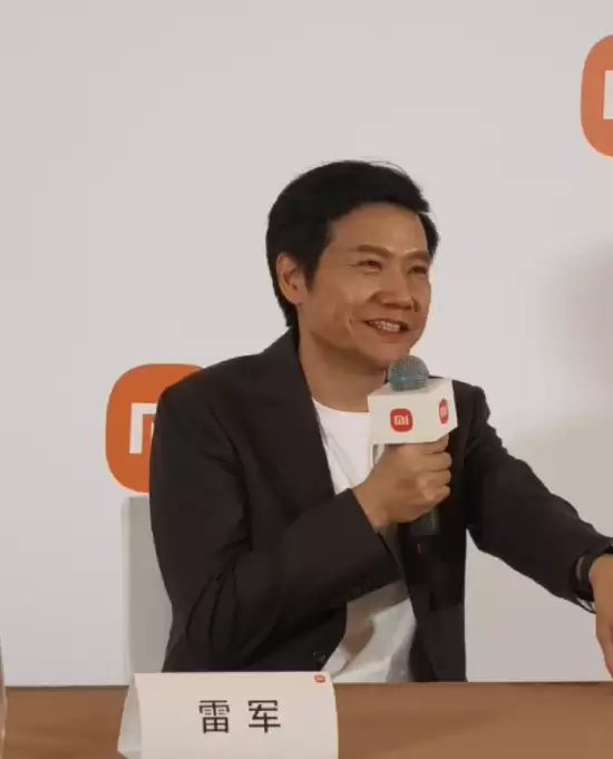 雷军：过去小米走得有点快，今天我们要求把设计质量拿起来，认真把各品类做好