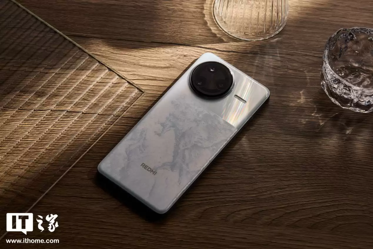 Redmi K80 Pro展示图