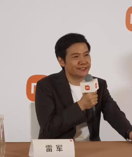 雷军:小米手机研发人员超