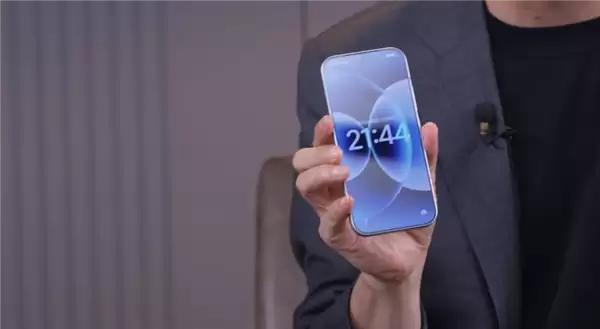 卢伟冰现场开箱小米17