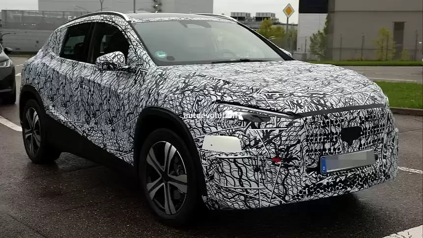 奔驰将停产第二代GLA,2027款换代车型曝光