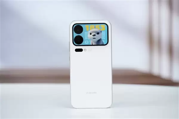 多一块屏对标iPhone