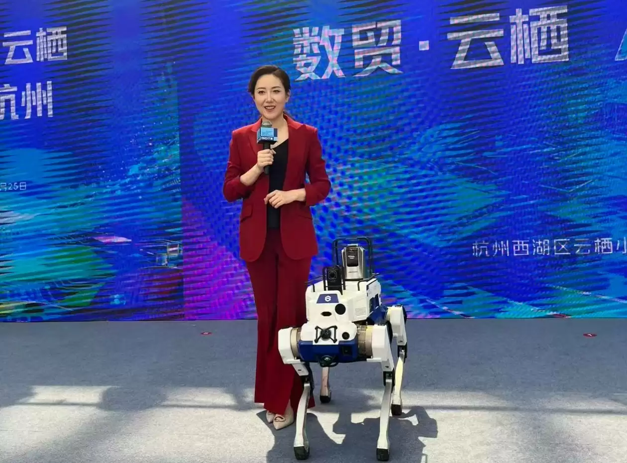 从“云端”到“太空”，杭州云栖小镇双会联动，上演“二次飞天”