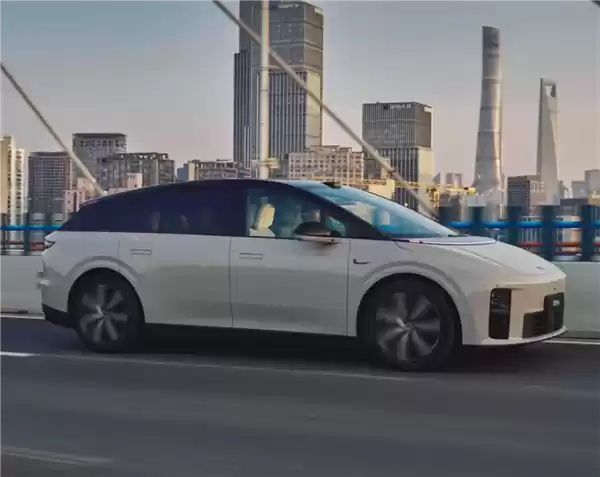 理想i6电池信息曝光：5C超充+720km续航