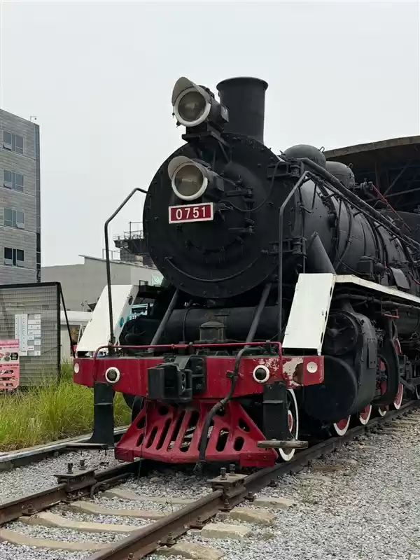 iPhone 17/17 Pro上手：牙膏挤爆掩盖不了创新乏力