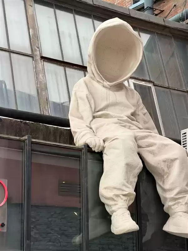 iPhone 17/17 Pro上手：牙膏挤爆掩盖不了创新乏力