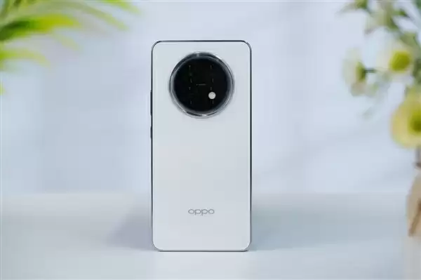 满级防尘防水仅1499元！OPPO