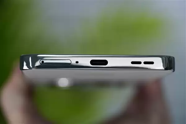 满级防尘防水仅1499元！OPPO