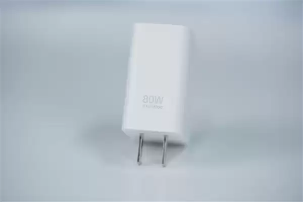 满级防尘防水仅1499元！OPPO