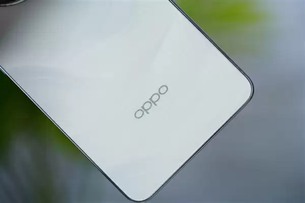 满级防尘防水仅1499元！OPPO