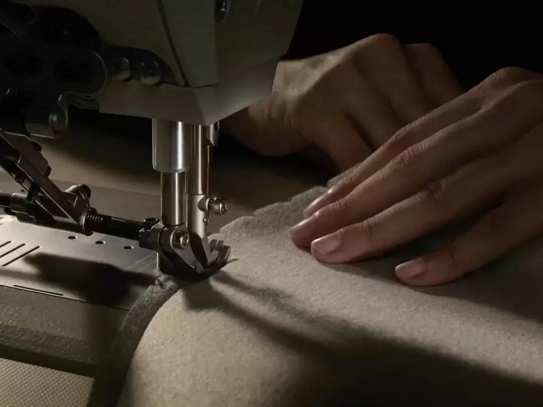 小米汽车详解“定制服务”:首期试运营一年、定金 8 万,从 YU7 Max / SU7 Ultra 开始,每人限一台