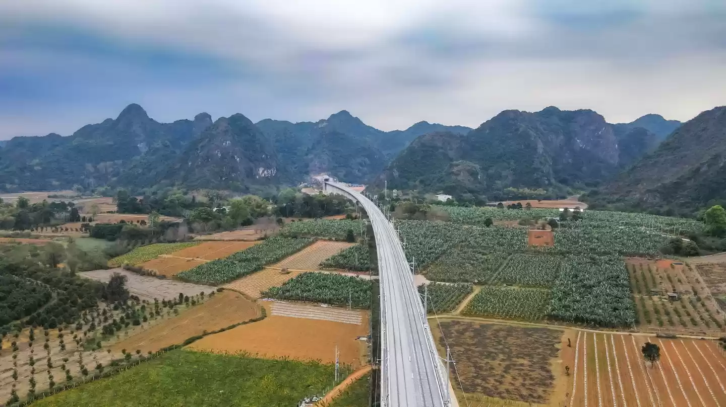 直通中越边境城市铁路线