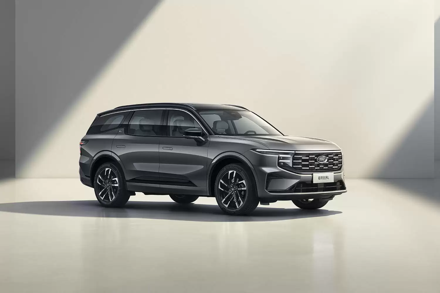 2026款锐界L内饰