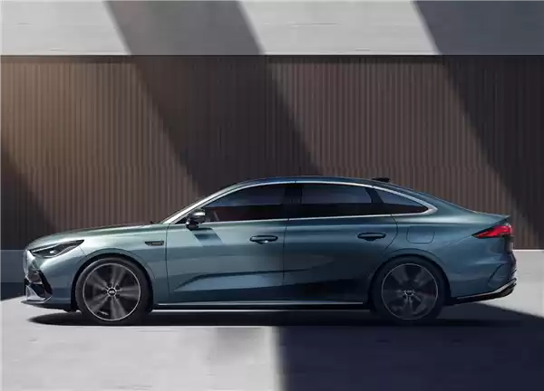 油耗2L级全球最低！吉利银河星耀6预售：7.98万起