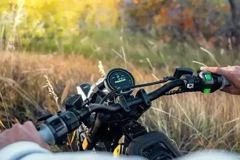 小牛XQi3电动越野摩托欧洲预售，4499欧起售