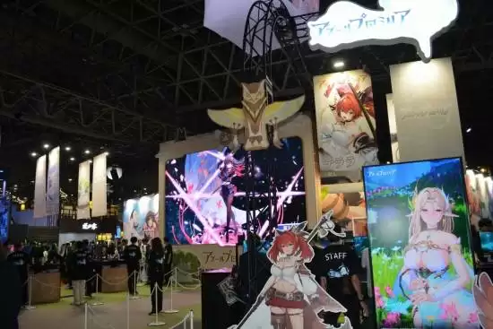 蓝色星原：旅谣亮相东京电玩展，奇幻冒险与奇波养成引关注