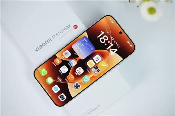 最贵的最抢手！雷军：小米17