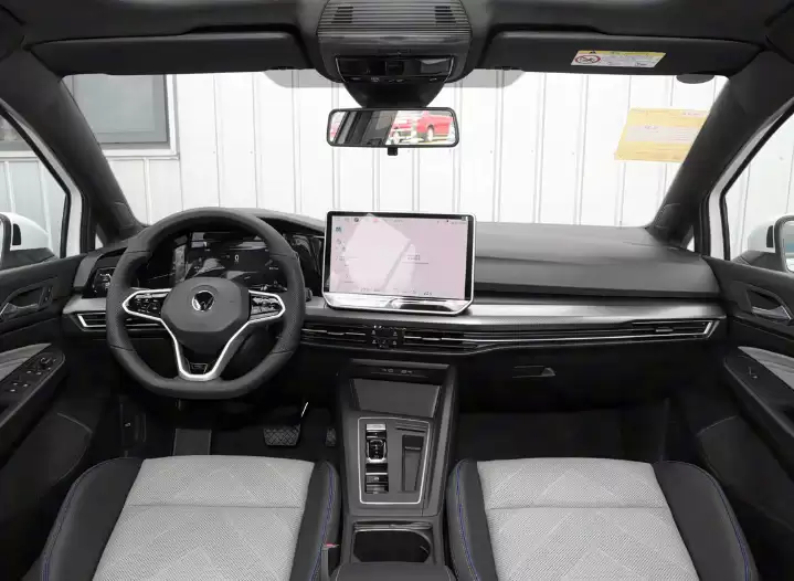 高尔夫内饰升级细节