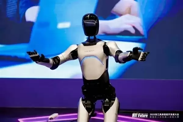 上纬新材再停牌