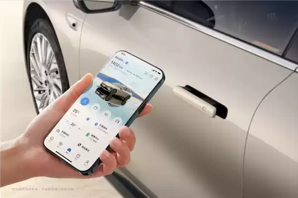 朱一龙站台代言