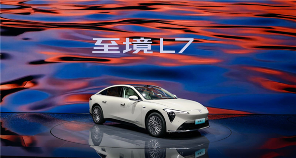 朱一龙站台代言